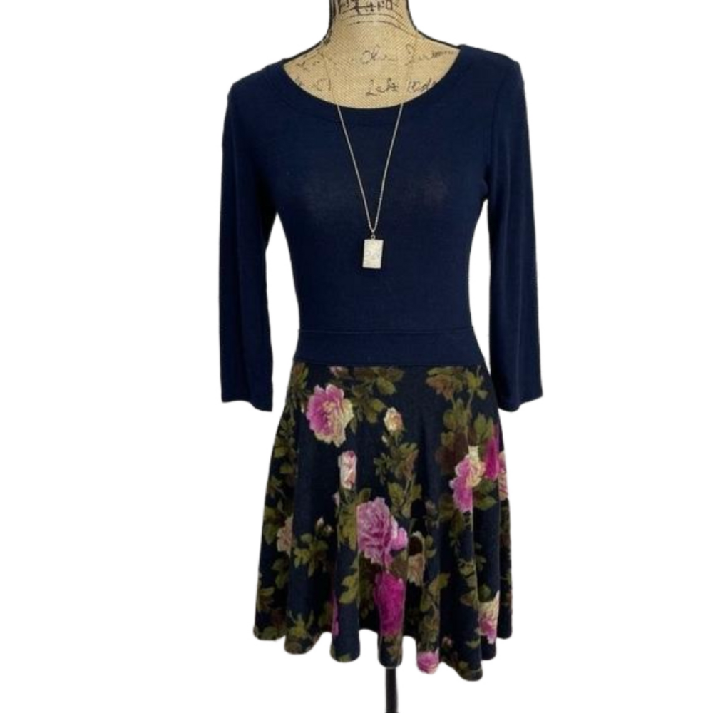 Le Lis Boutique Floral Fit and Flare Boho Mini Dress Size Medium - Picture 2 of 10